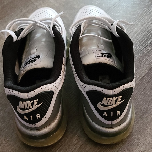 ☄️☄️SOLD☄️☄️Air max size 10.5 - Picture 3 of 6